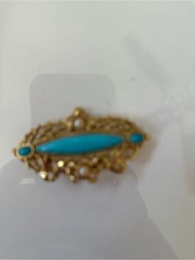 Gold-Tone Turquoise and Pearl Bar Brooch - Elegant Women's Jewelry